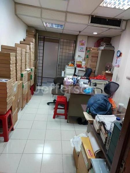 Mall Shop for Sale in  Fook Hai Building - Image 3